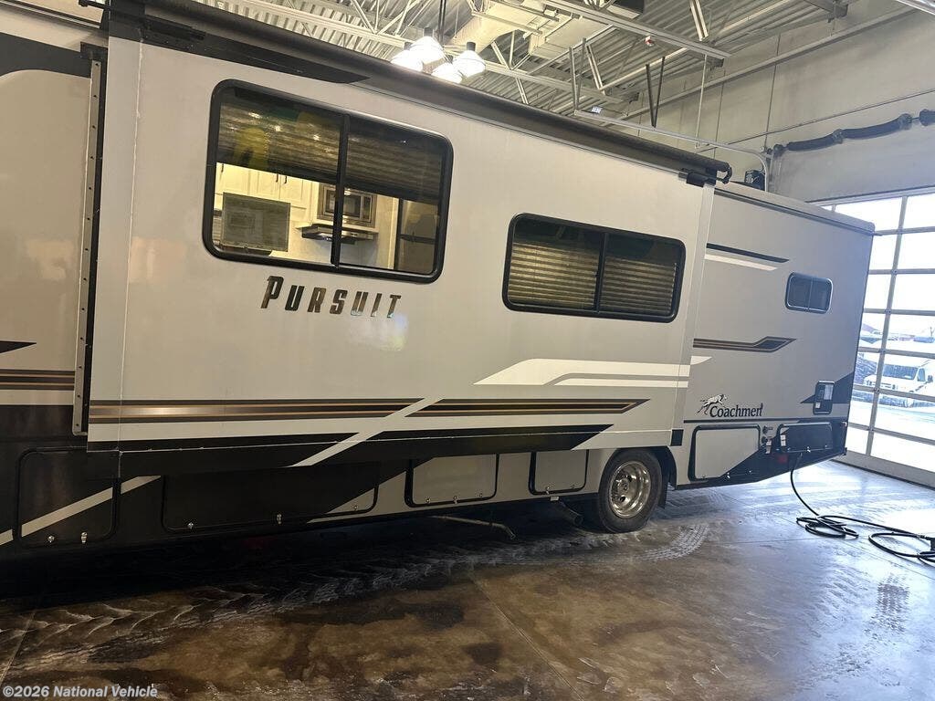 2023 Pursuit 31TS by Coachmen from National Vehicle in Waukegan, Illinois