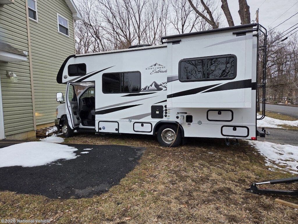 2026 East to West Entrada 2200S - Used Class C For Sale by National Vehicle in Bethlehem, Pennsylvania