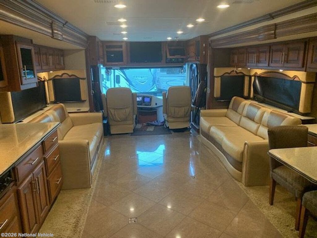 2013 Discovery 42M by Fleetwood from National Vehicle in Lakeland, Florida