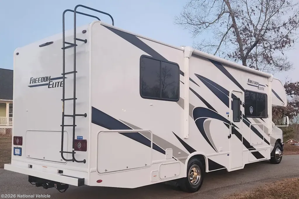 2024 Freedom Elite 28HE by Thor Motor Coach from National Vehicle in Villa Rica, Georgia