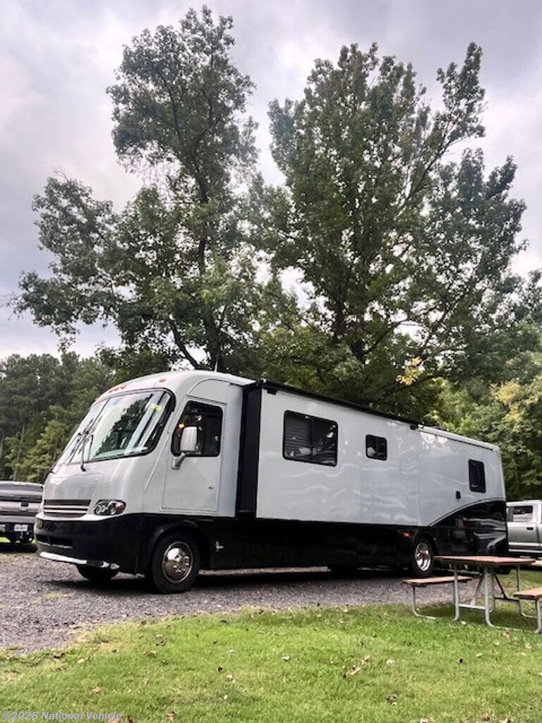 Used 1999 Holiday Rambler Endeavor 37WDM available in Stafford, Virginia