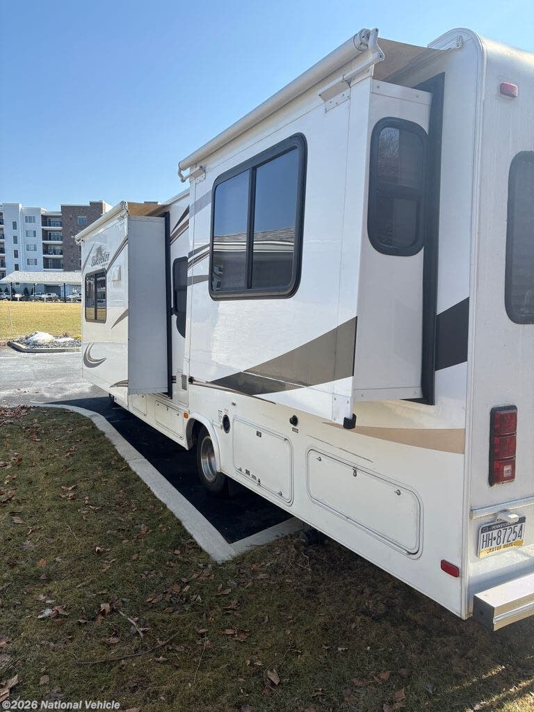 2013 Sunseeker 2860DS by Forest River from National Vehicle in Beaver, Pennsylvania