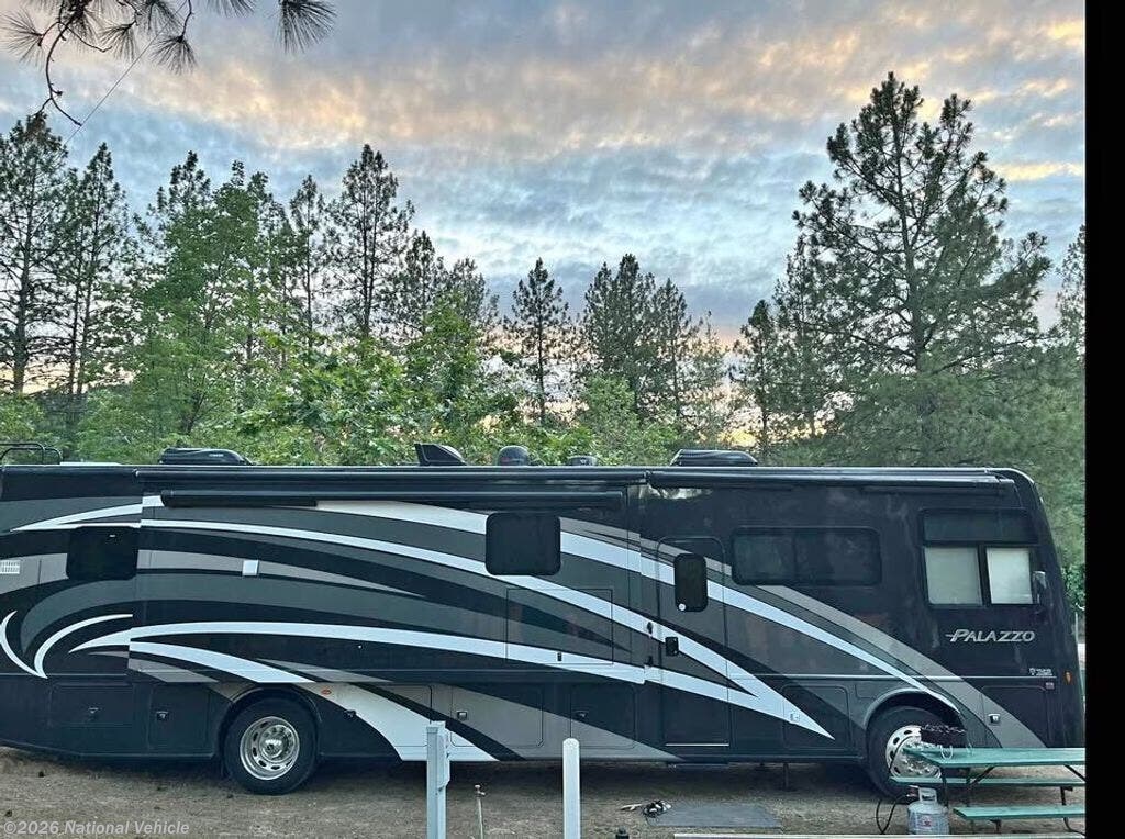 2019 Palazzo 37.4 by Thor Motor Coach from National Vehicle in Sisters, Oregon
