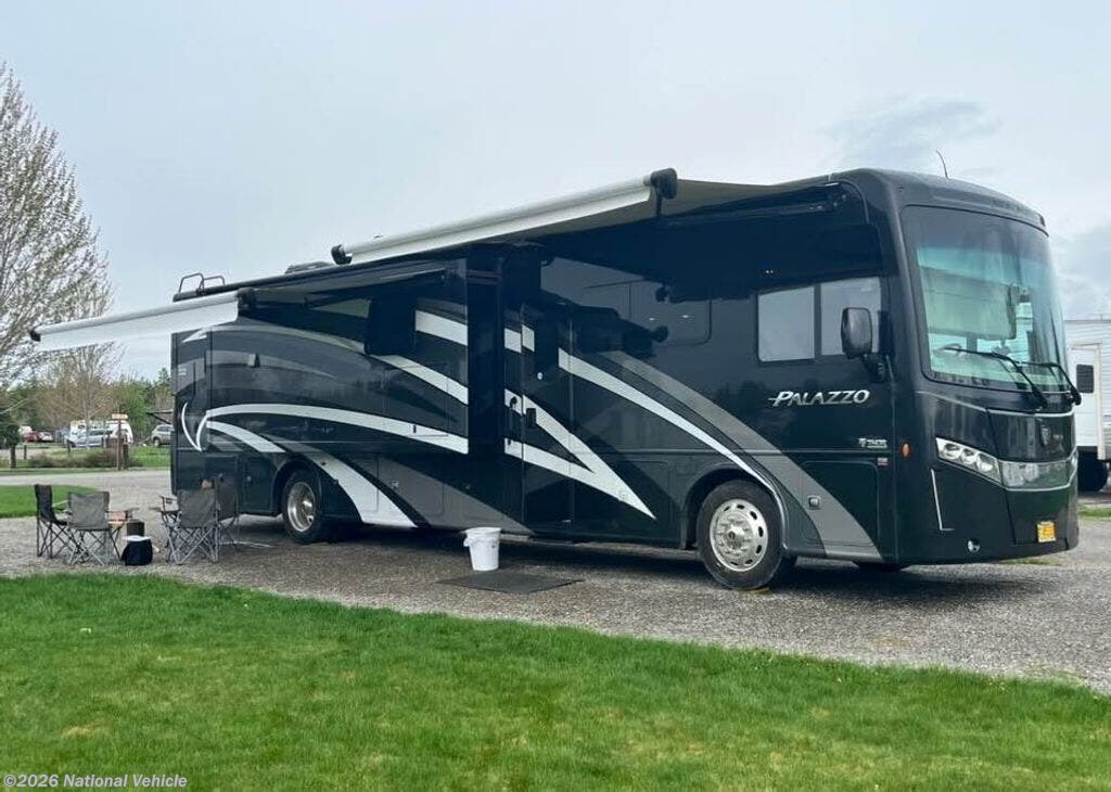 2019 Thor Motor Coach Palazzo 37.4 - Used Class A For Sale by National Vehicle in Sisters, Oregon