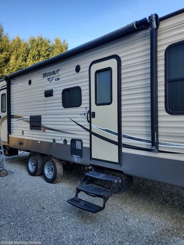 2017 Keystone Hideout LHS 272LHS - Used Travel Trailer For Sale by National Vehicle in Connersville, Indiana