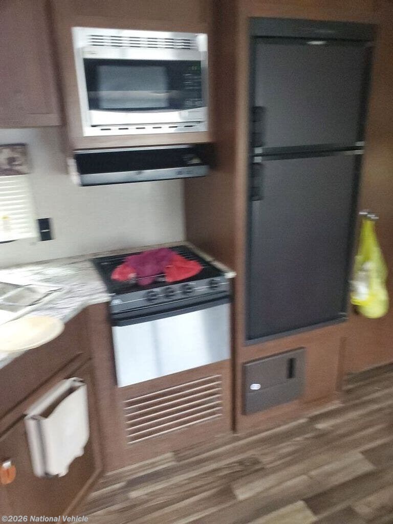 Used 2017 Keystone Hideout LHS 272LHS available in Connersville, Indiana