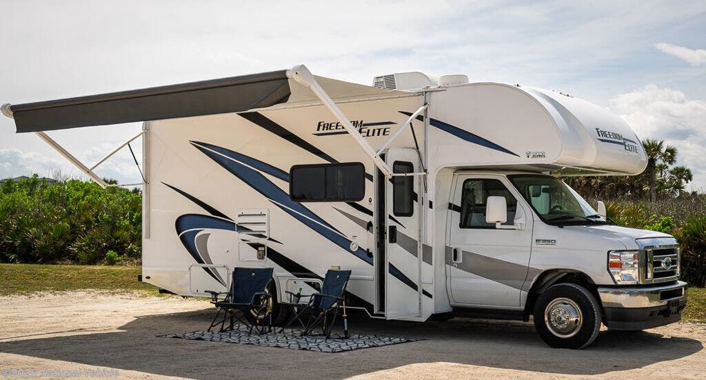 2022 Thor Motor Coach Freedom Elite 24HE - Used Class C For Sale by National Vehicle in Palm Coast, Florida