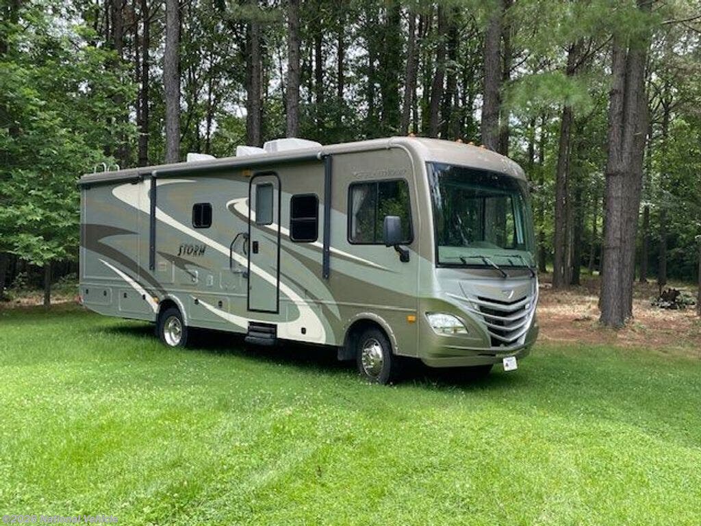 2015 Storm 30L by Fleetwood from National Vehicle in Fayetteville, Arkansas