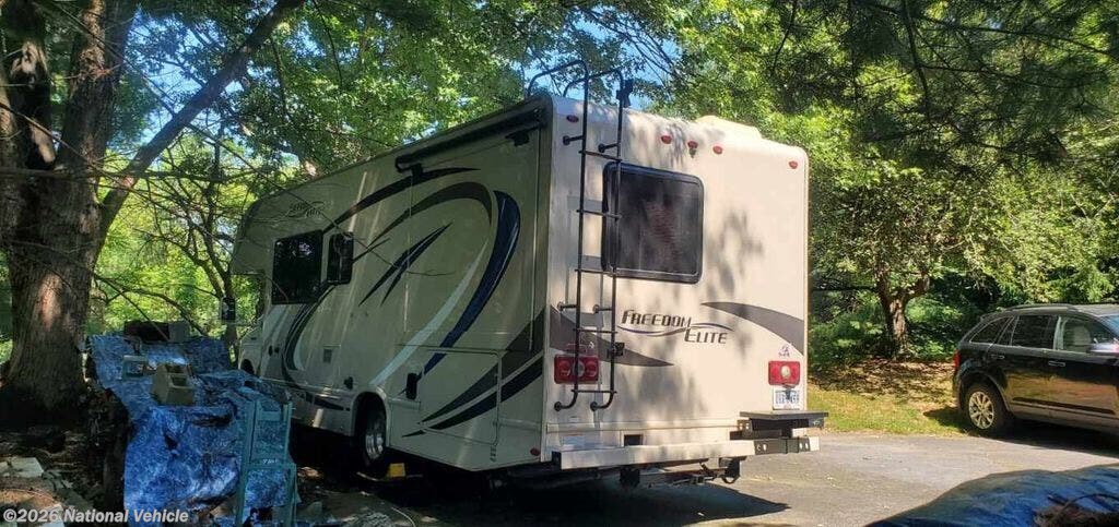 Used 2018 Thor Motor Coach Freedom Elite 26HE available in Winchester, Virginia