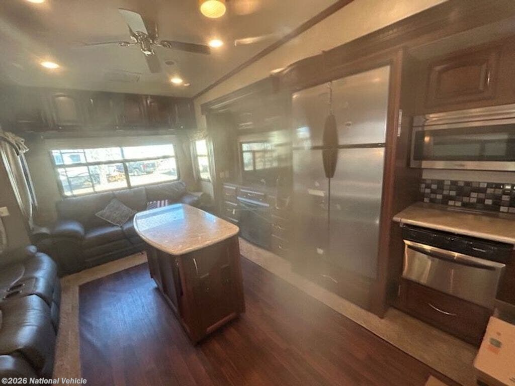 2014 Columbus 320RS by Palomino from National Vehicle in Corrales, New Mexico