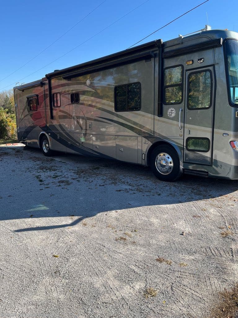 2007 Tiffin Phaeton 40QDH - Used Class A For Sale by National Vehicle in Columbia, Missouri
