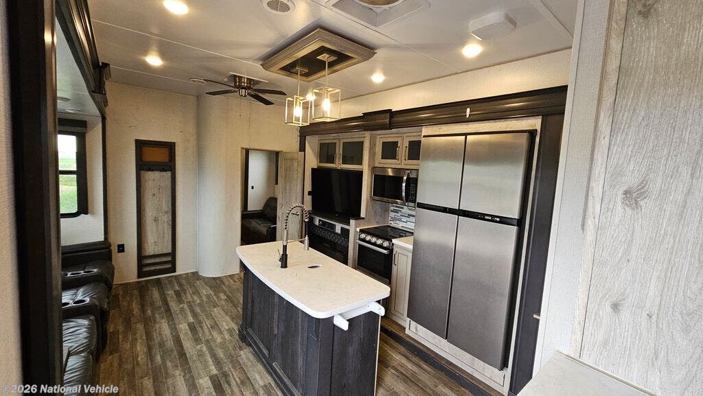 Used 2021 Keystone Avalanche 395BH available in Ammon, Idaho