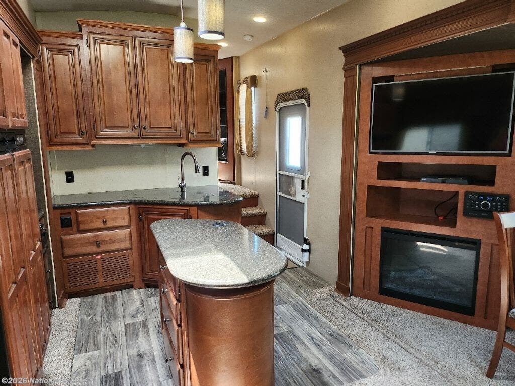 Used 2017 Northwood Arctic Fox 32-5M available in Sanger, Texas