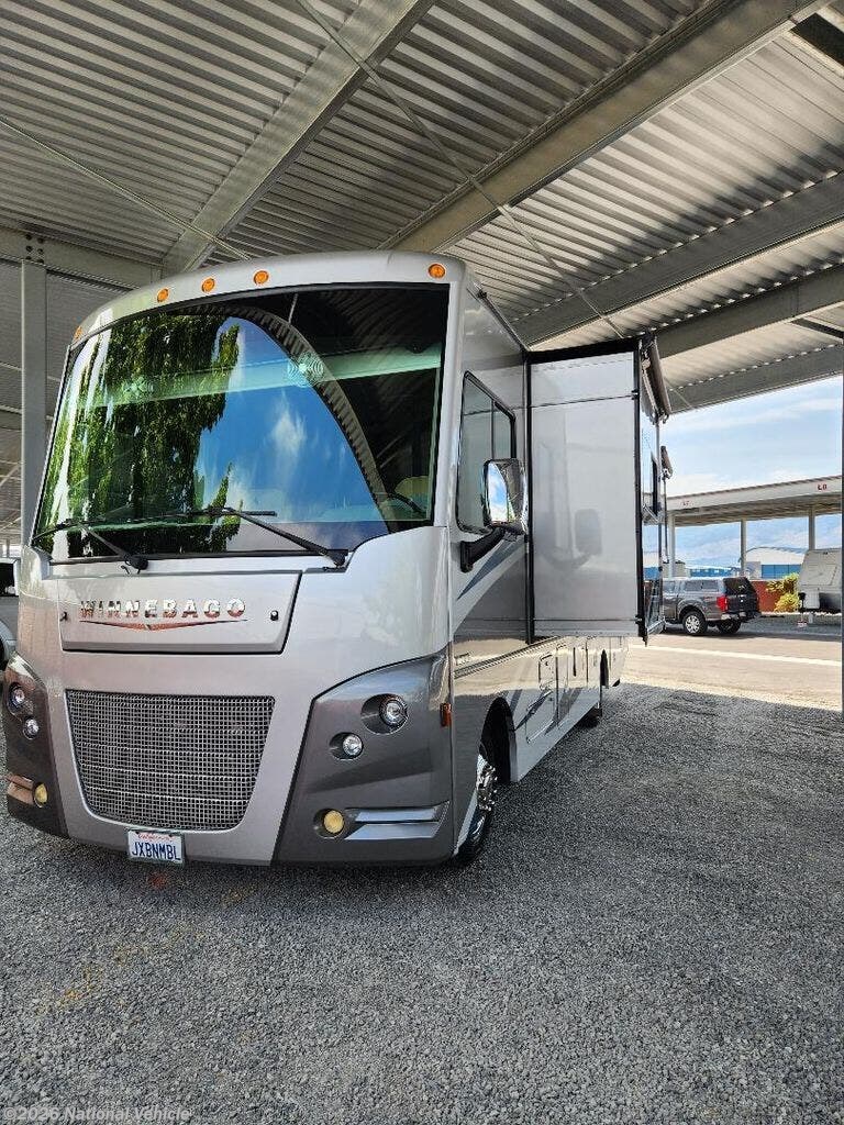 2018 Winnebago Vista LX 27N - Used Class A For Sale by National Vehicle in South Lake Tahoe, California