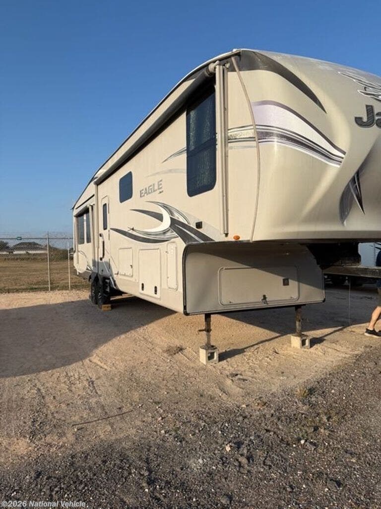 2017 Jayco Eagle 355MBQS - Used Fifth Wheel For Sale by National Vehicle in San Benito, Texas