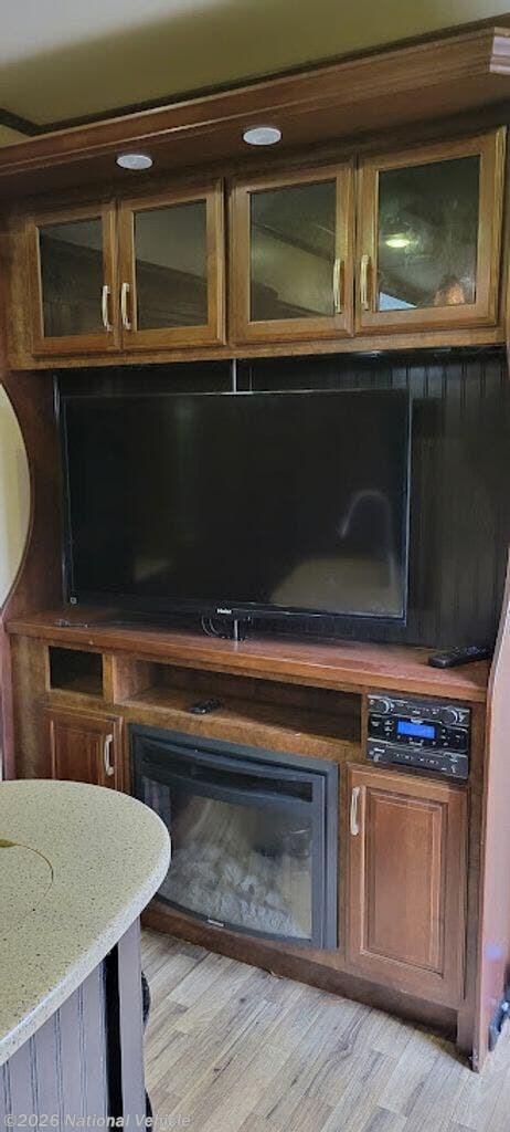 Used 2014 Grand Design Momentum 385TH available in Leesburg, Virginia