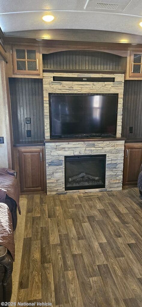 Used 2016 Keystone Montana 3000RE available in Mesa, Arizona