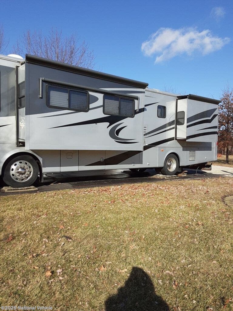 2005 Knight 38PDQ by Monaco RV from National Vehicle in Wayne, Illinois