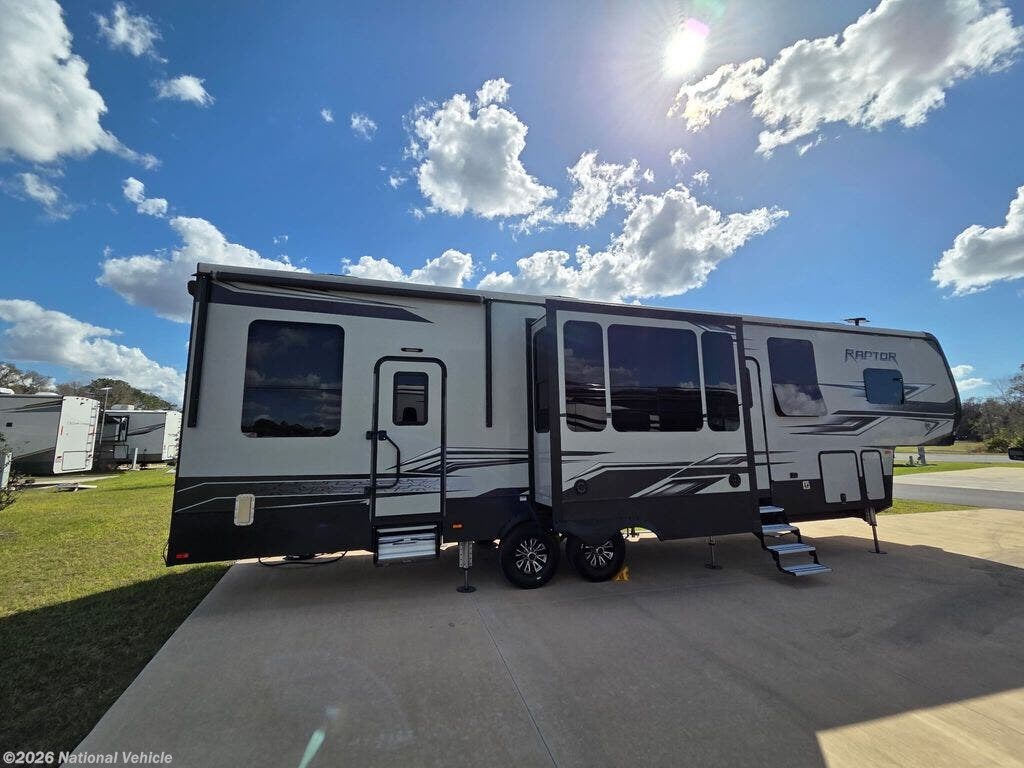 2017 Keystone Raptor 355TS - Used Toy Hauler For Sale by National Vehicle in Mont Alto, Pennsylvania