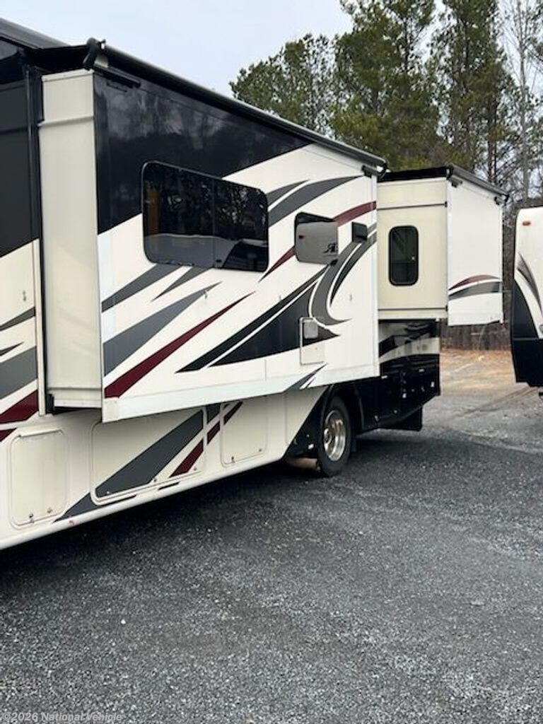 Used 2018 Coachmen Pursuit 32WC available in Atlanta, Georgia