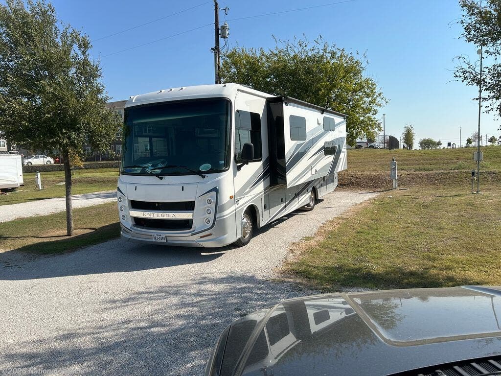 2024 Entegra Coach Vision 29F - Used Class A For Sale by National Vehicle in Aubrey, Texas