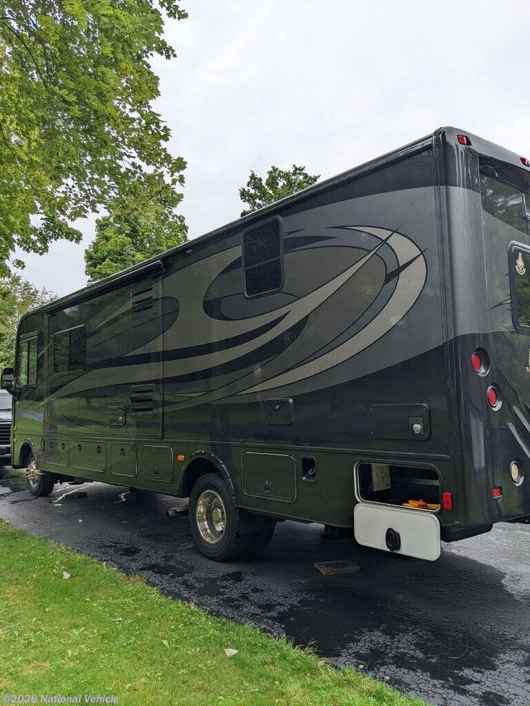 2014 Fleetwood Terra 31TS - Used Class A For Sale by National Vehicle in Hubbard, Ohio