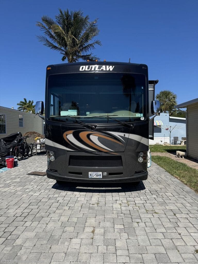 2017 Thor Motor Coach Outlaw 37RB - Used Class A For Sale by National Vehicle in Stony Point, New York
