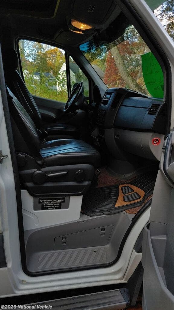 2008 Navion 24J by Itasca from National Vehicle in New Hartford, Connecticut