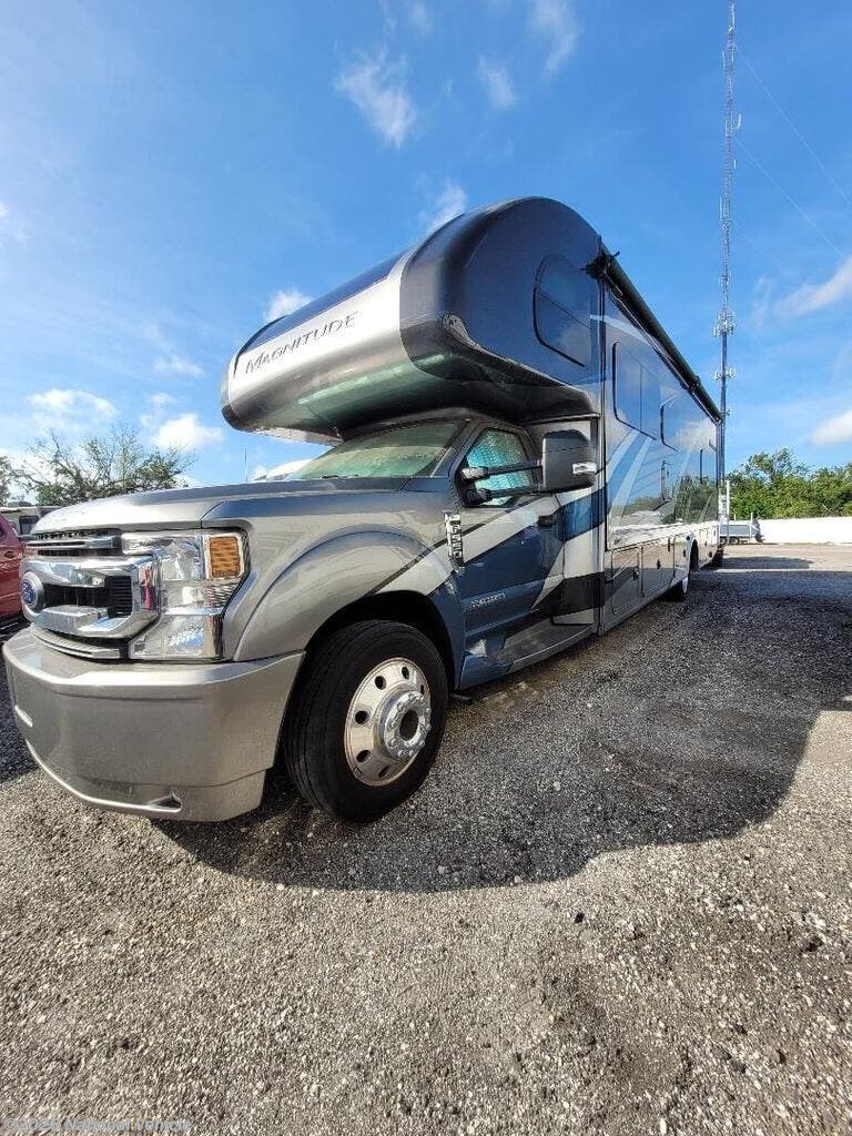 2022 Thor Motor Coach Magnitude SV34 - Used Class C For Sale by National Vehicle in Bradenton, Florida