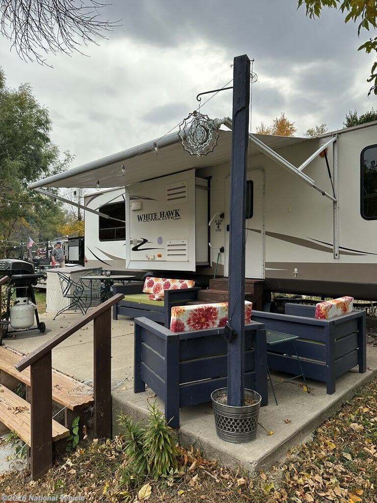 2013 Jayco White Hawk Ultra Lite 30DSRE - Used Travel Trailer For Sale by National Vehicle in Mason City, Iowa