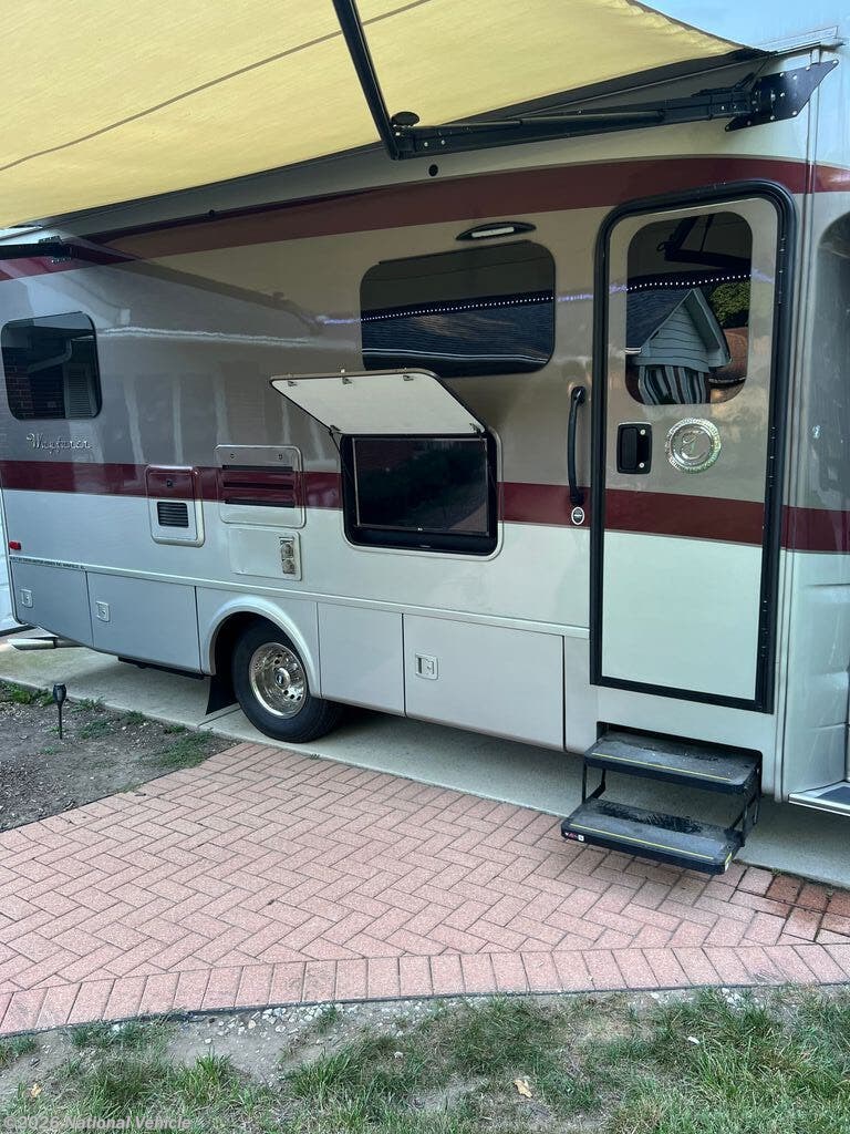 2019 Wayfarer 25QW by Tiffin from National Vehicle in Bartlett, Illinois