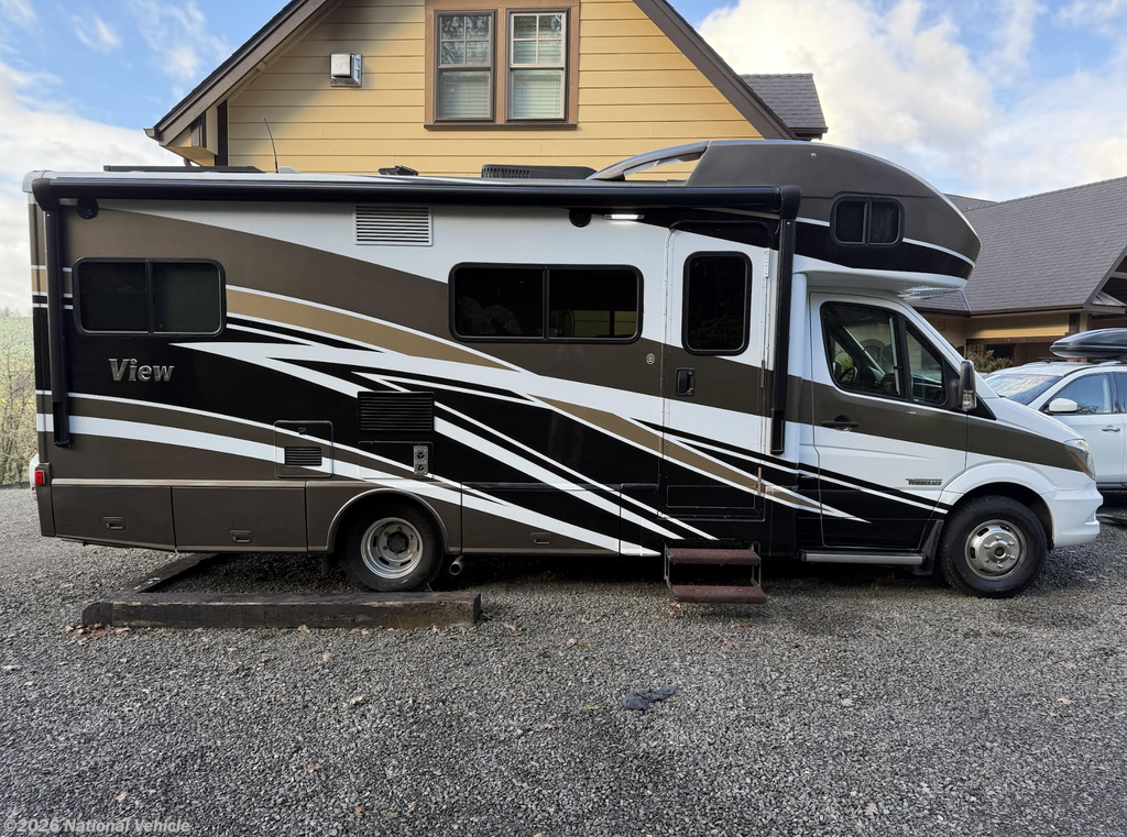 2016 Winnebago View 24G - Used Class C For Sale by National Vehicle in Willamina, Oregon