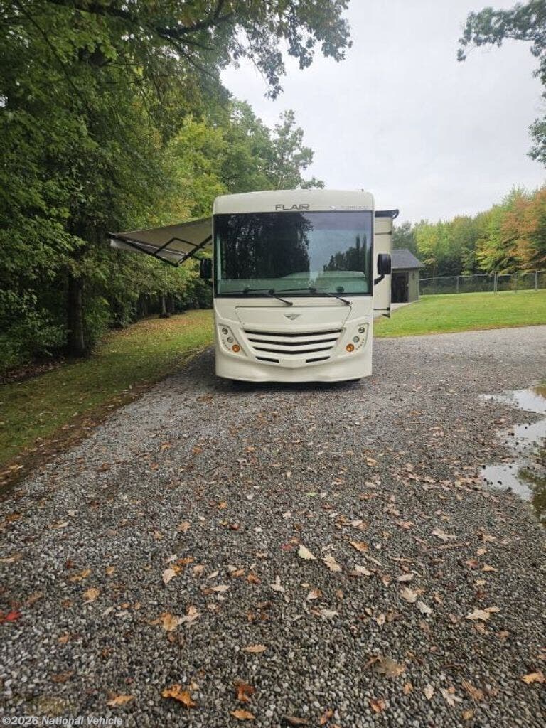 2019 Fleetwood Flair 28A - Used Class A For Sale by National Vehicle in Cortland, Ohio