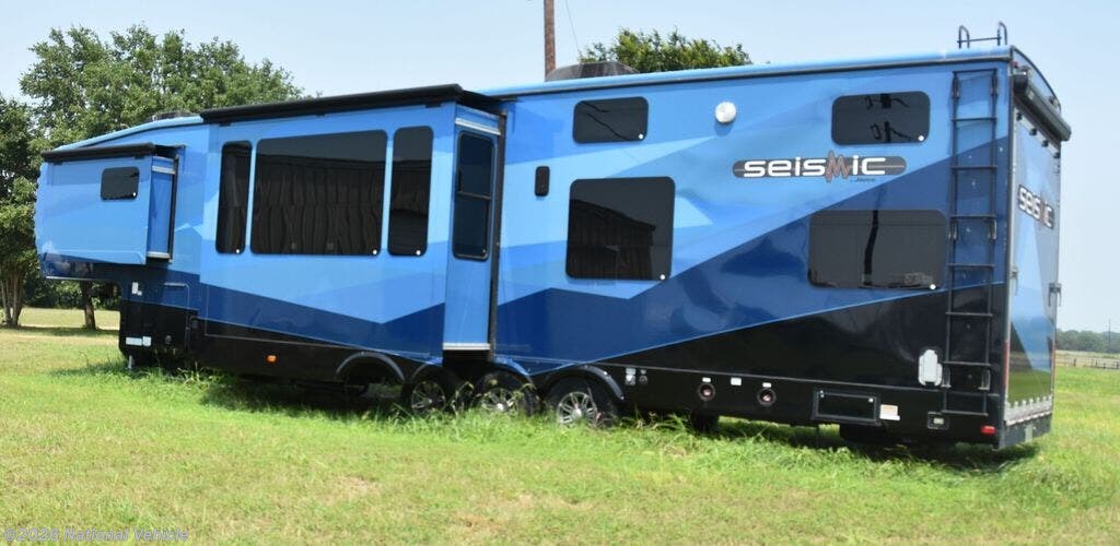 2013 Seismic 3914 by Jayco from National Vehicle in New Ulm, Texas