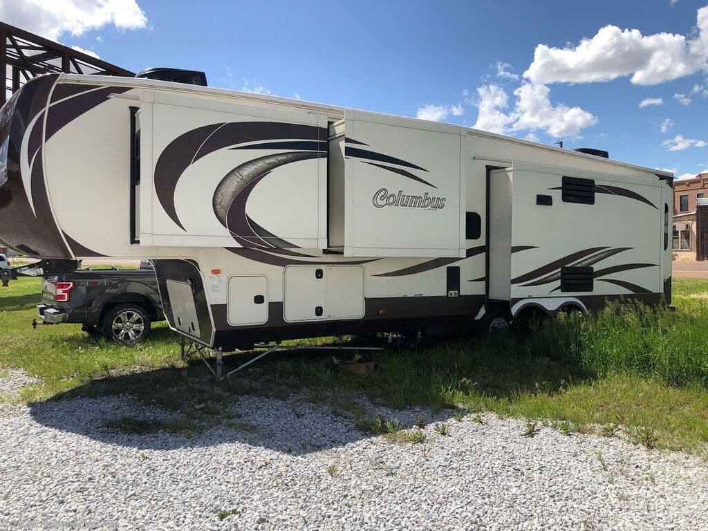 2018 Columbus 298RLW by Palomino from National Vehicle in Grand Island, Nebraska
