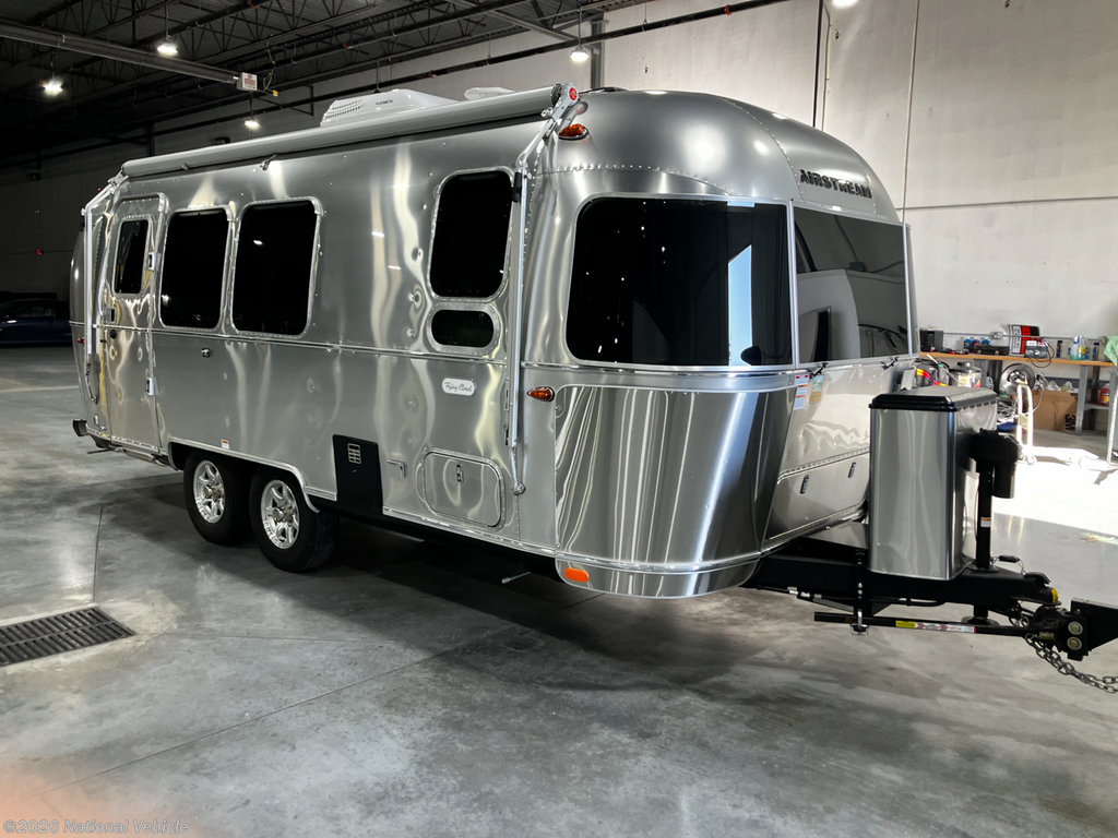 2023 Airstream Flying Cloud 23FB Twin - Used Travel Trailer For Sale by National Vehicle in Lincoln, Nebraska