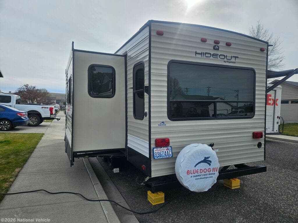 Used 2019 Keystone Hideout LHS 24LHSWE available in West Richland, Washington