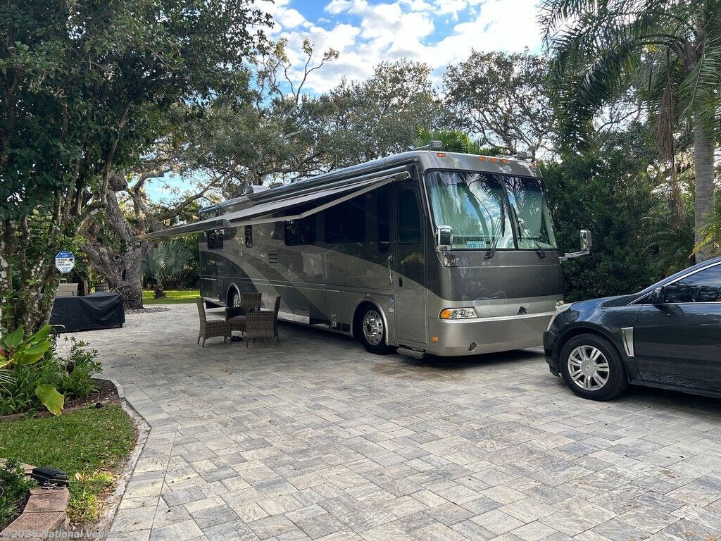 2002 Patriot Thunder Monticello by Beaver from National Vehicle in Winter Garden, Florida