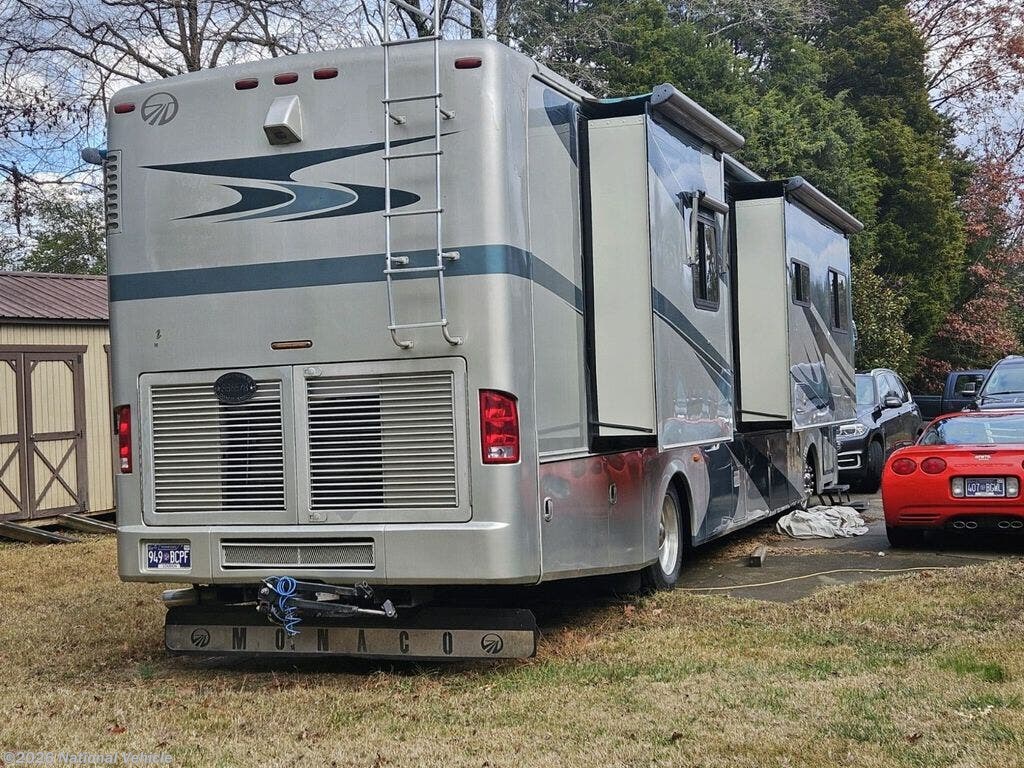 Used 2006 Monaco RV Knight 38PDQ available in Lenoir City, Tennessee