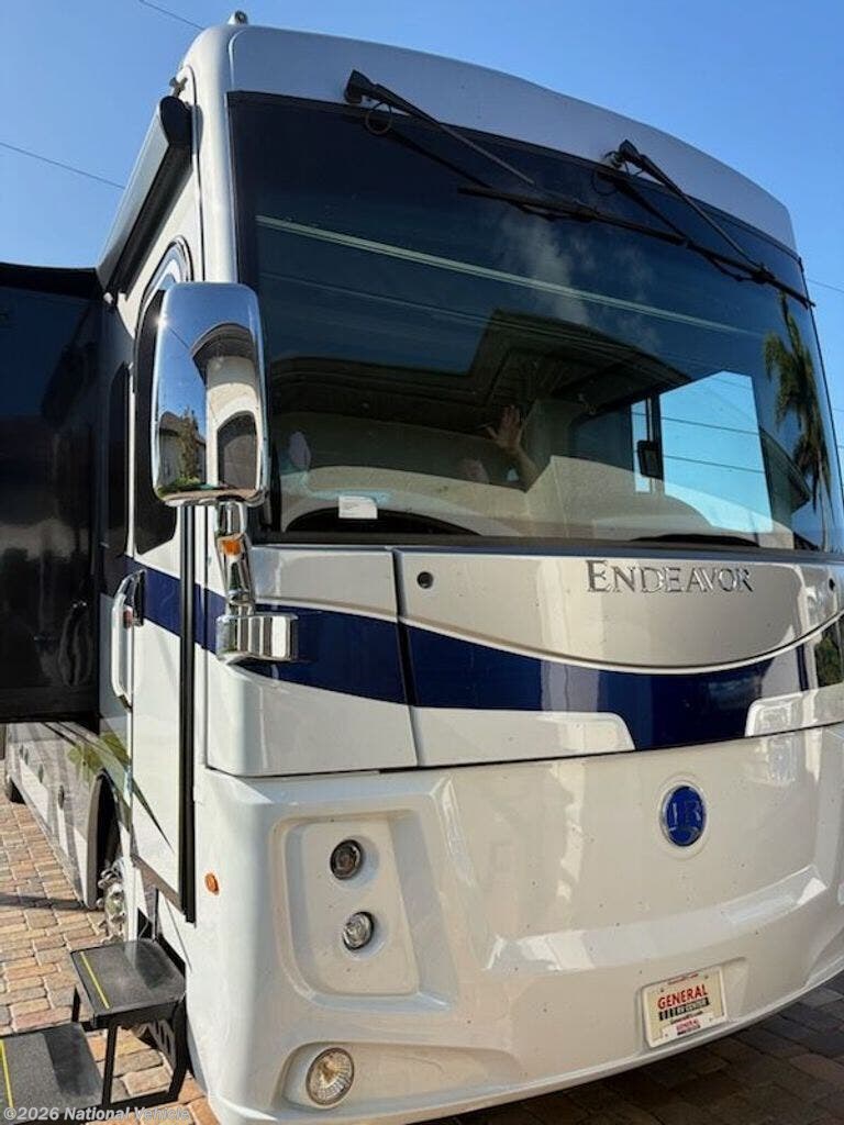 2025 Holiday Rambler Endeavor 38W - Used Class A For Sale by National Vehicle in Cape Coral, Florida