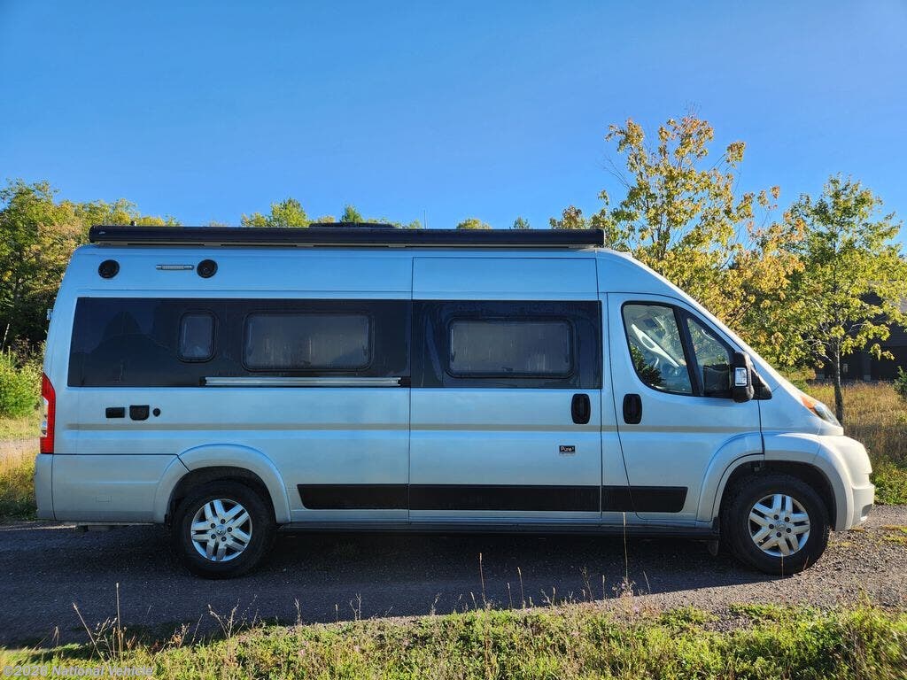 2020 Winnebago Travato 59KL - Used Class B For Sale by National Vehicle in Dollar Bay, Michigan