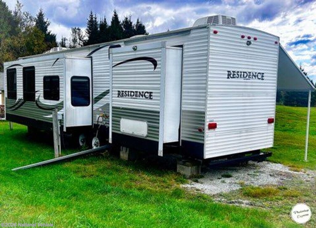 2012 Keystone Residence Destination 403FK - Used Travel Trailer For Sale by National Vehicle in Cabot, Vermont