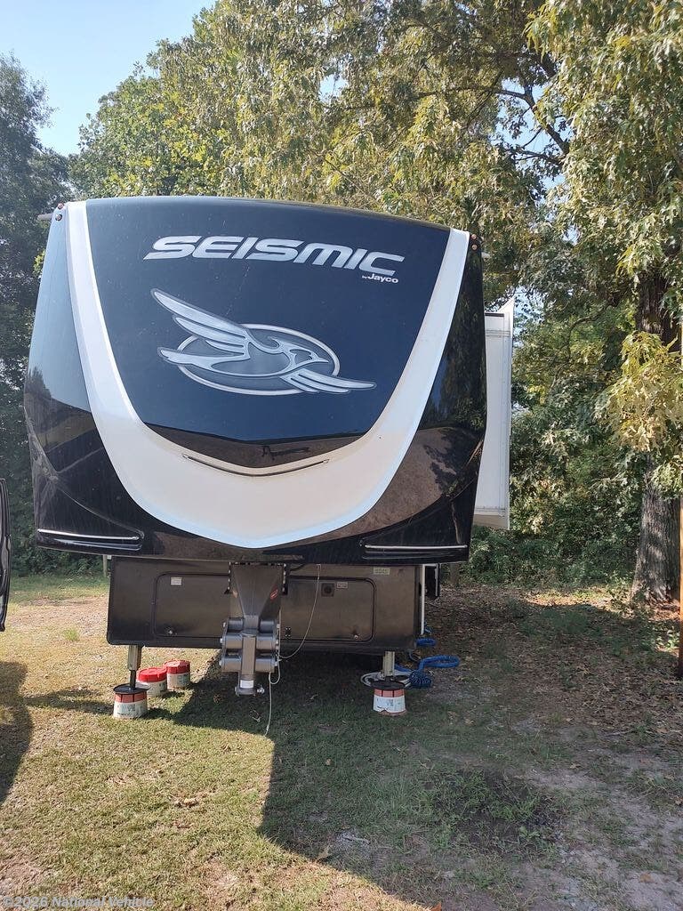 2023 Jayco Seismic 359 - Used Toy Hauler For Sale by National Vehicle in Calhoun, Georgia