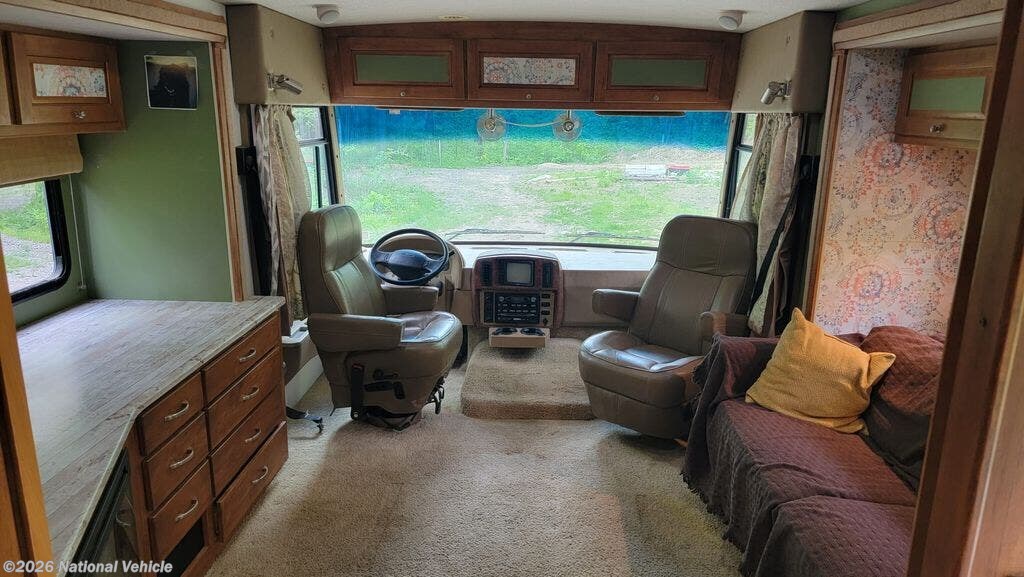 Used 2010 Winnebago Sunova Itasca  37L available in New Paltz, New York