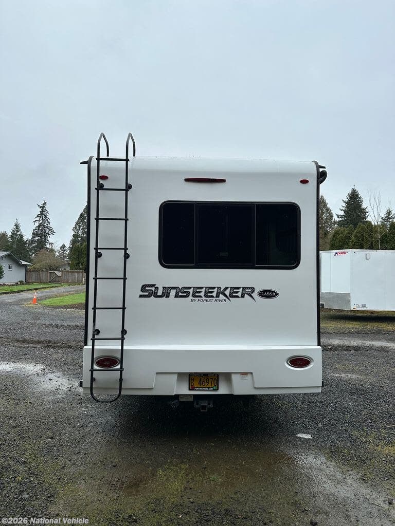 2021 Forest River Sunseeker 3010DS - Used Class C For Sale by National Vehicle in Boring, Oregon