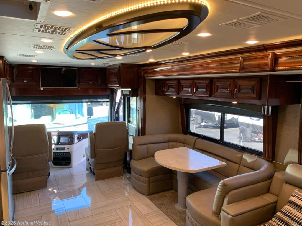 2019 Discovery LXE 40G by Fleetwood from National Vehicle in Saint Charles, Missouri