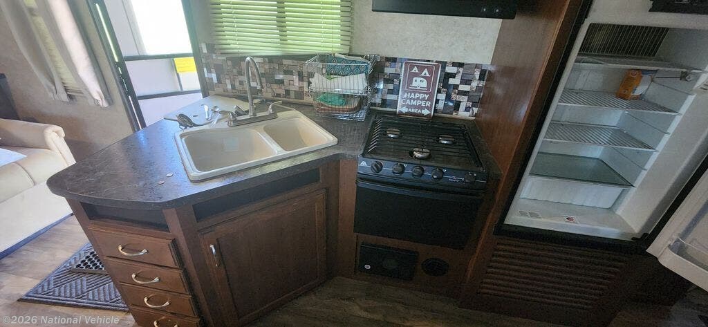 Used 2017 Jayco Jay Feather 23BHM available in Mesilla Park, New Mexico