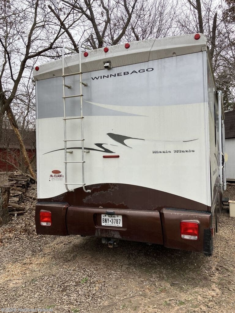 2006 Winnebago Minnie Winnie 30V - Used Class C For Sale by National Vehicle in Fairview, Texas