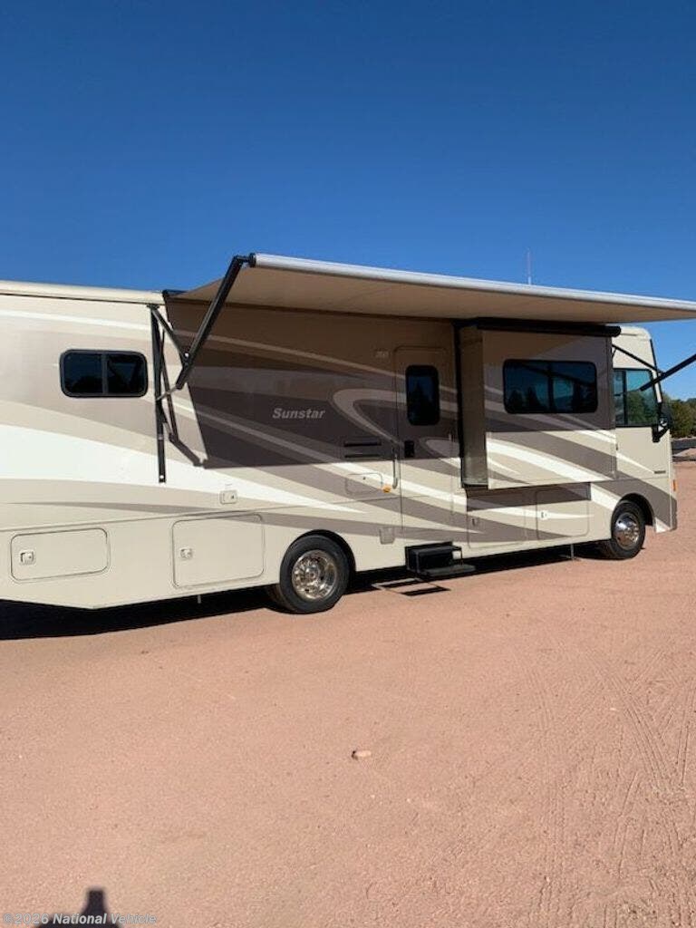 Used 2015 Itasca Sunstar 30T available in Payson, Arizona