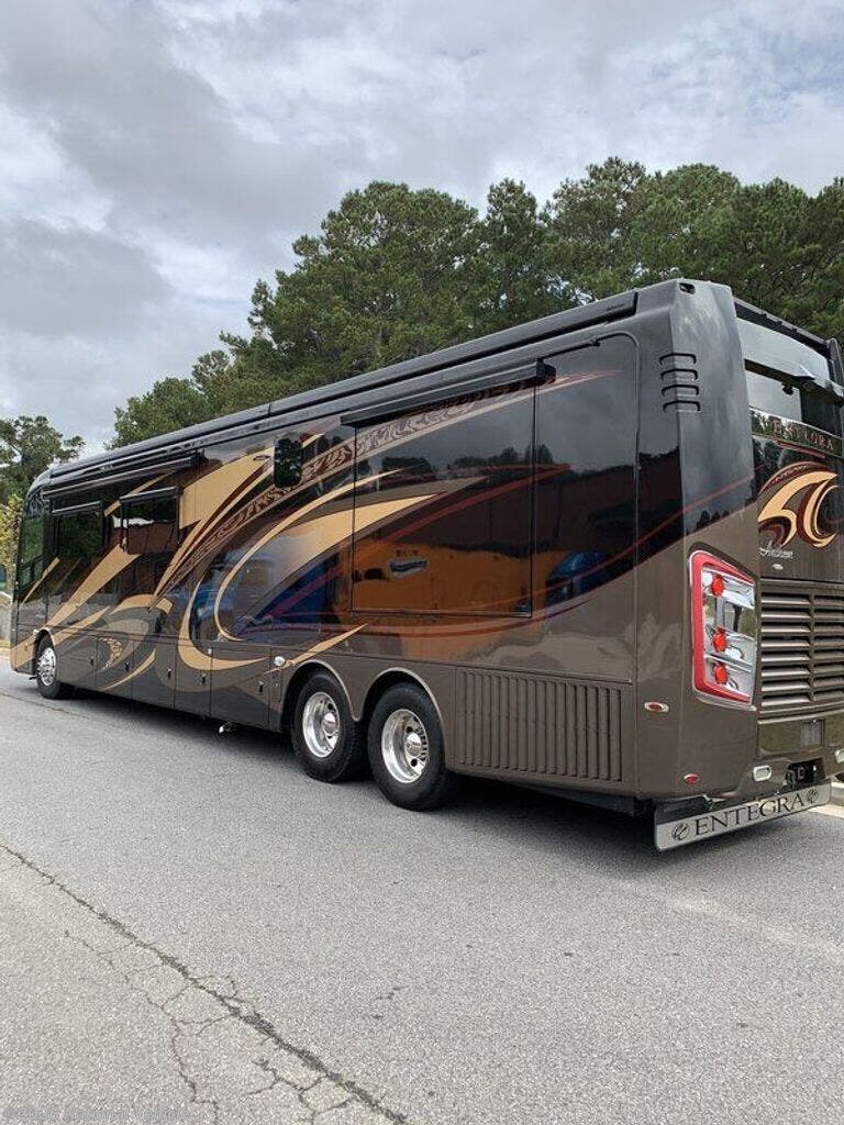 2016 Anthem 44DLQ by Entegra Coach from National Vehicle in Alpharetta, Georgia